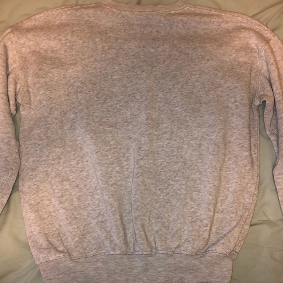 Brandy Melville plain grey sweatshirt - Picture 4 of 4